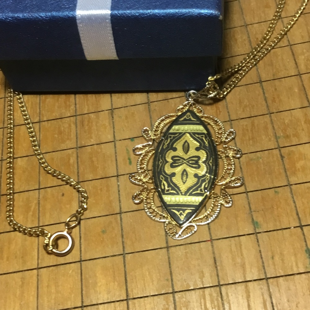 EVC Damascene Filigree Ornament Pendant  Real Gold Inlay 24”L Necklace Boxed